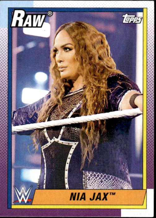 2021 Topps Heritage WWE #30 Nia Jax