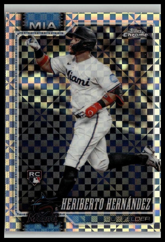 2026 Topps Chrome #19 Heriberto Hernández X-Fractors